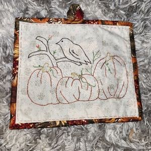 Quilted Embroidered Wall Hanging Pumpkins 10.5x9 Inches